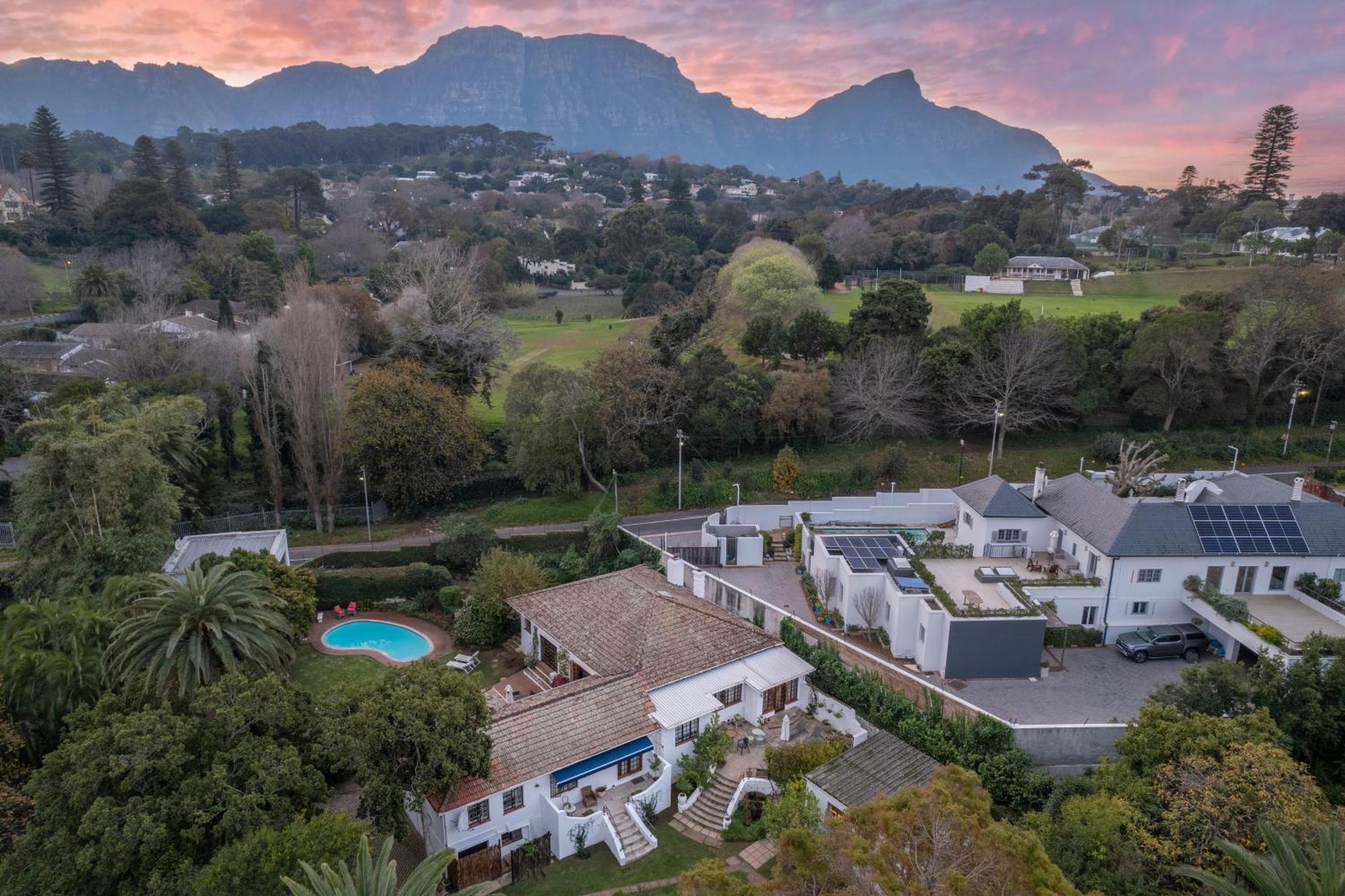 Hillingdale On Alexandra Hotel Cape Town Exterior foto